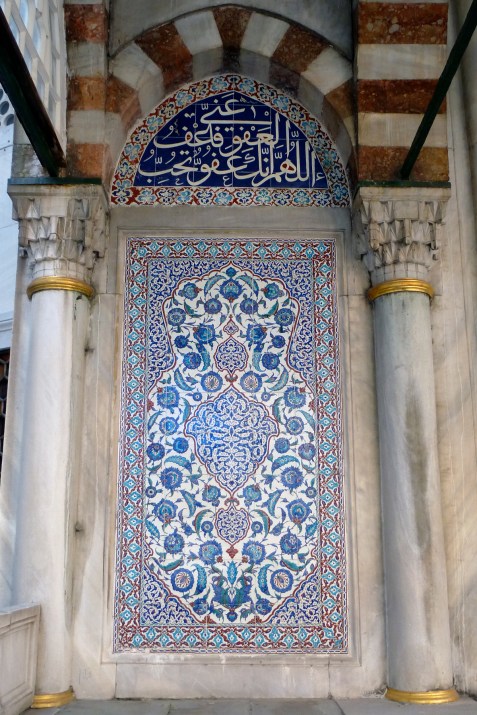 27.10.12 Istanbul-18 sultan tombs